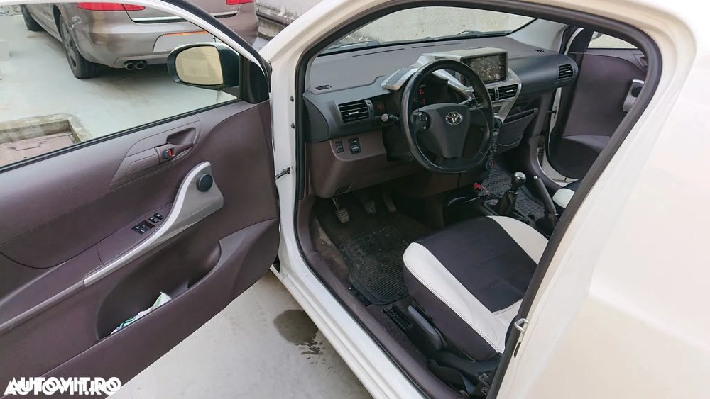 Toyota iQ 1.0 VVT-i - 3