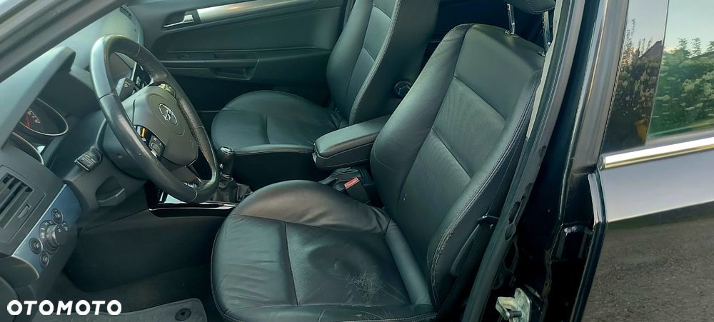 Opel Astra 1.6 Design Edition - 14