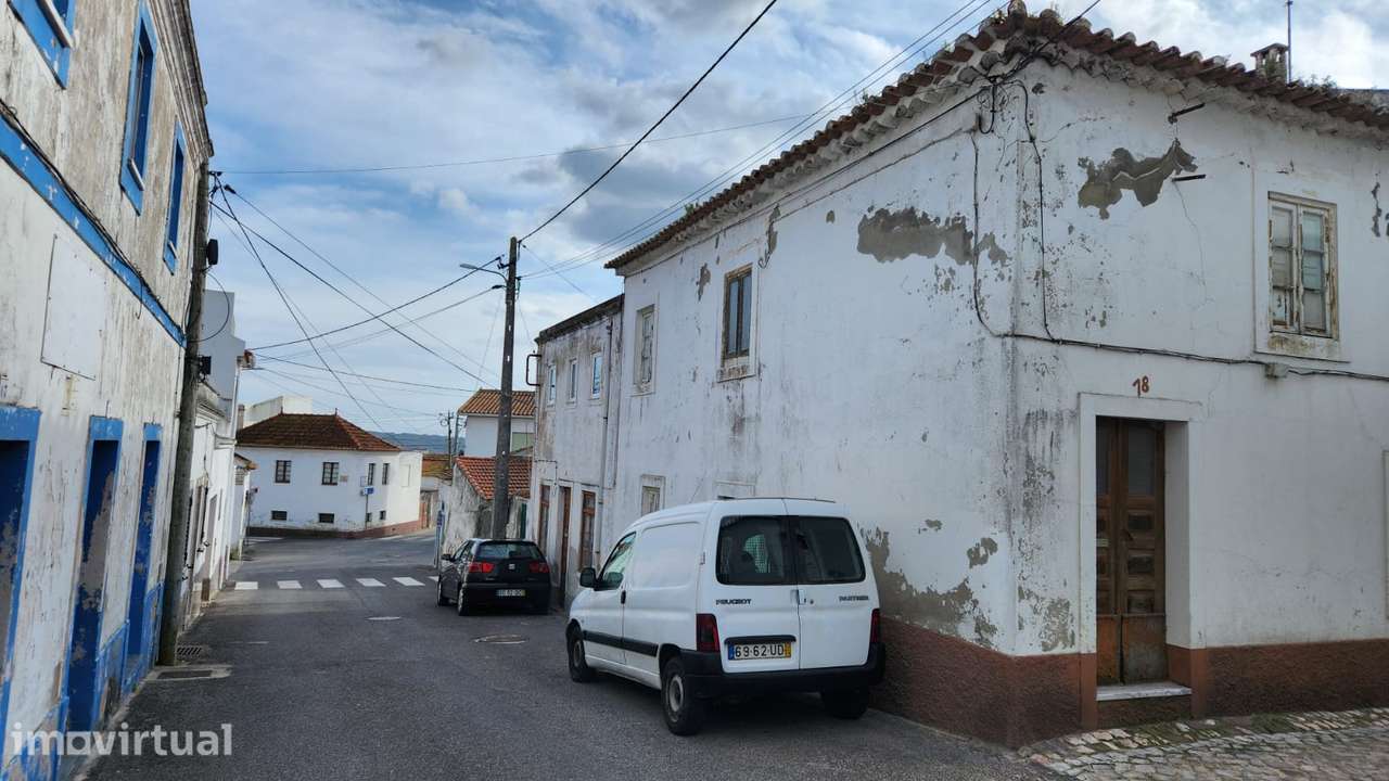 3 PRÉDIOS URB, HABITÁVEIS , ÓPTIMO P/ INVESTIMENTO, PEDERNEIRA-NAZARÉ - Grande imagem: 3/10