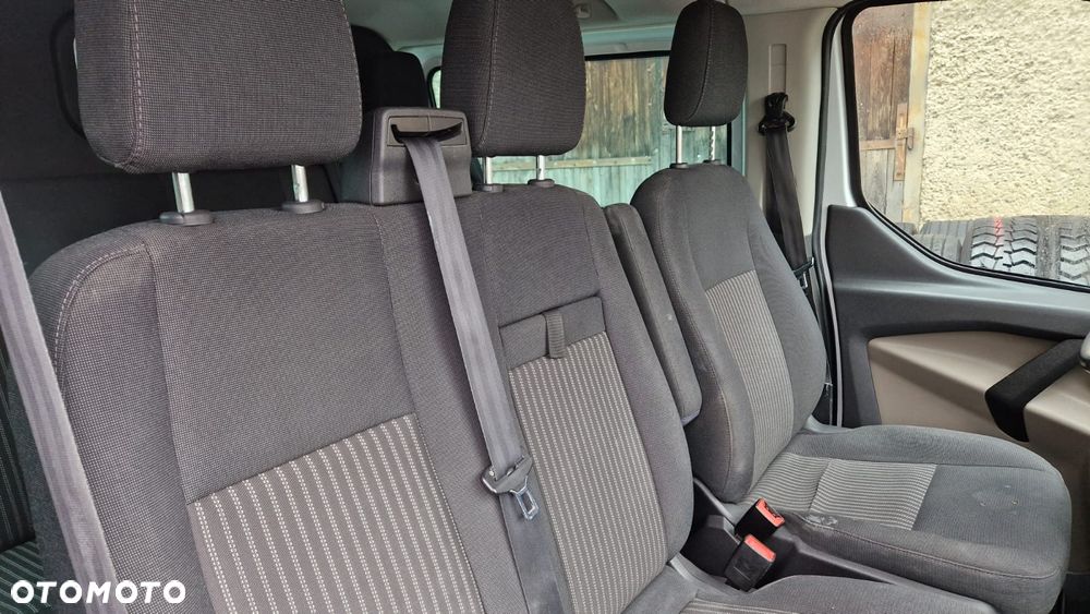 Ford Transit doka 6 osobowy - 23