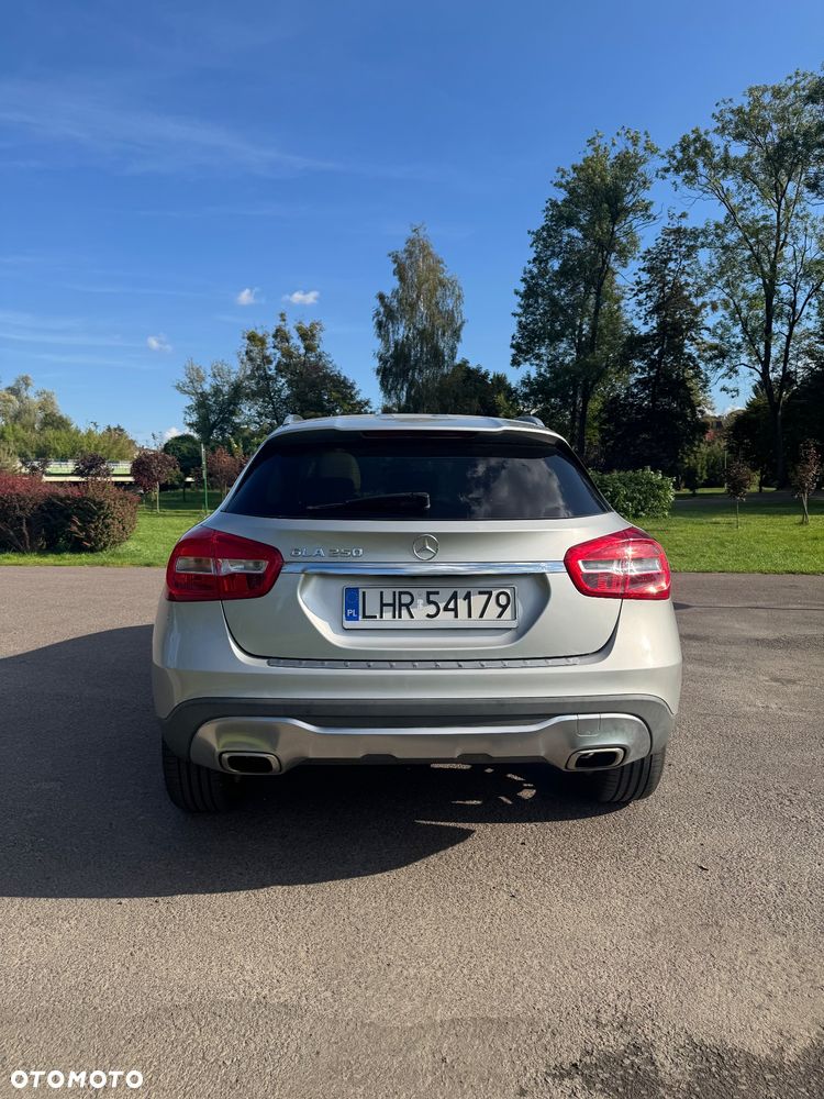 Mercedes-Benz GLA 250 7G-DCT Style - 9