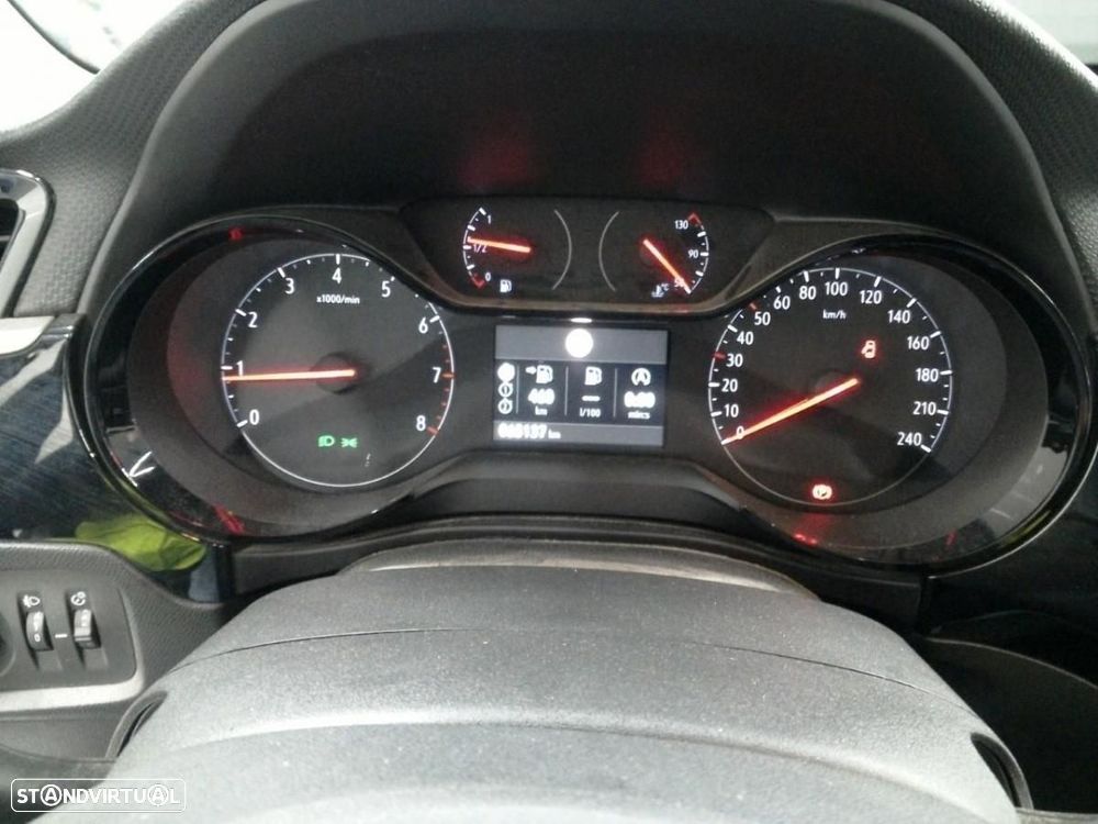 Opel Corsa 1.5 D Edition - 3