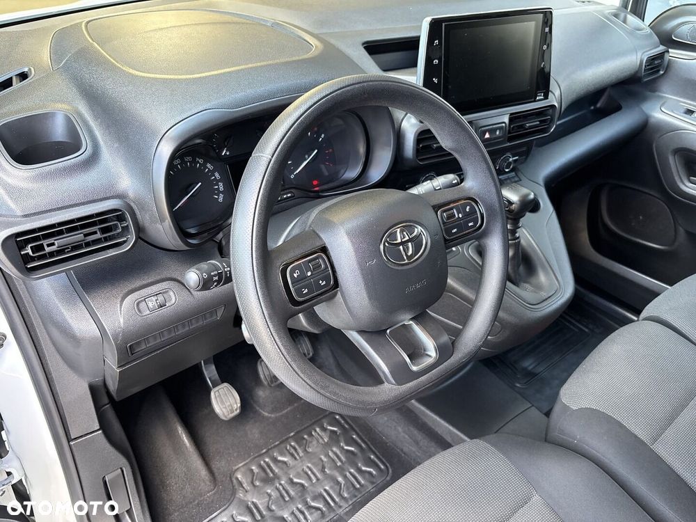 Toyota PROACE CITY - 12