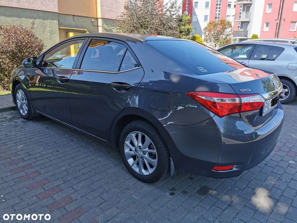 Toyota Corolla - 3
