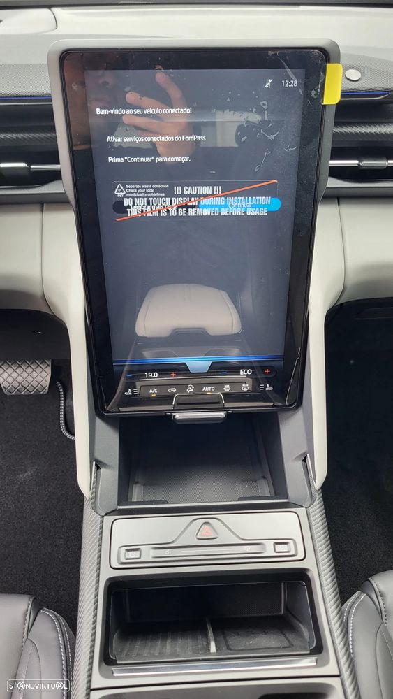 Ford Explorer 79 kWh Premium - 12