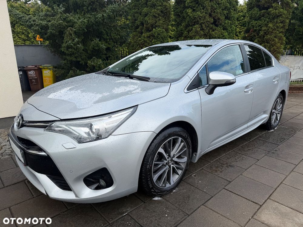 Toyota Avensis 2.0 Selection MS - 1