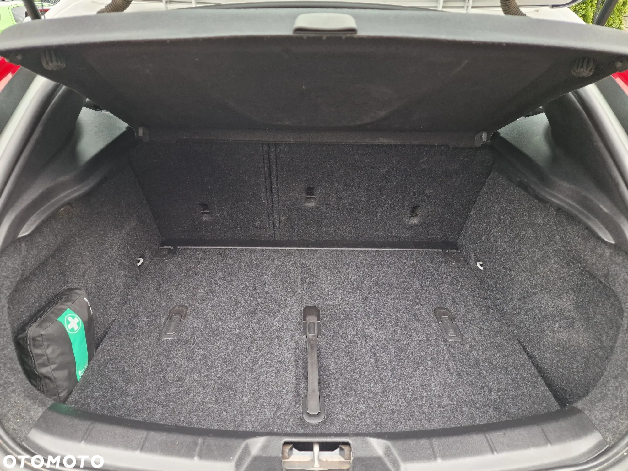 Volvo V40 D2 Drive-E Momentum - 16