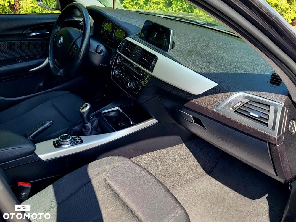 BMW Seria 1 - 16