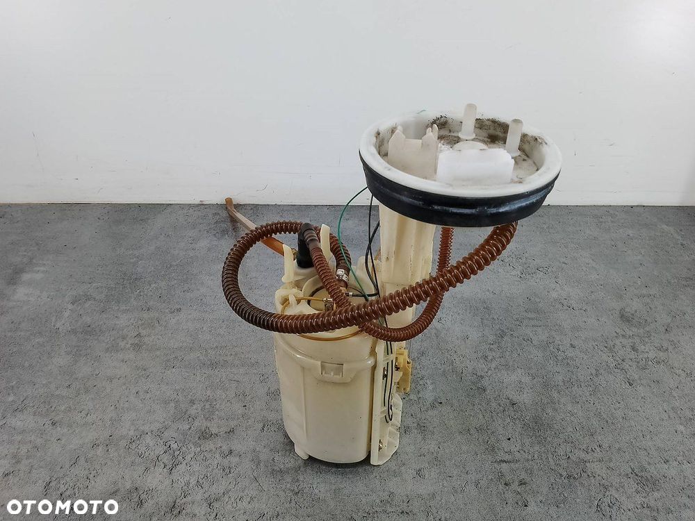 POMPA PALIWA AUDI A4 B6 8E0919051B 228233018001 2.0 20V - 4