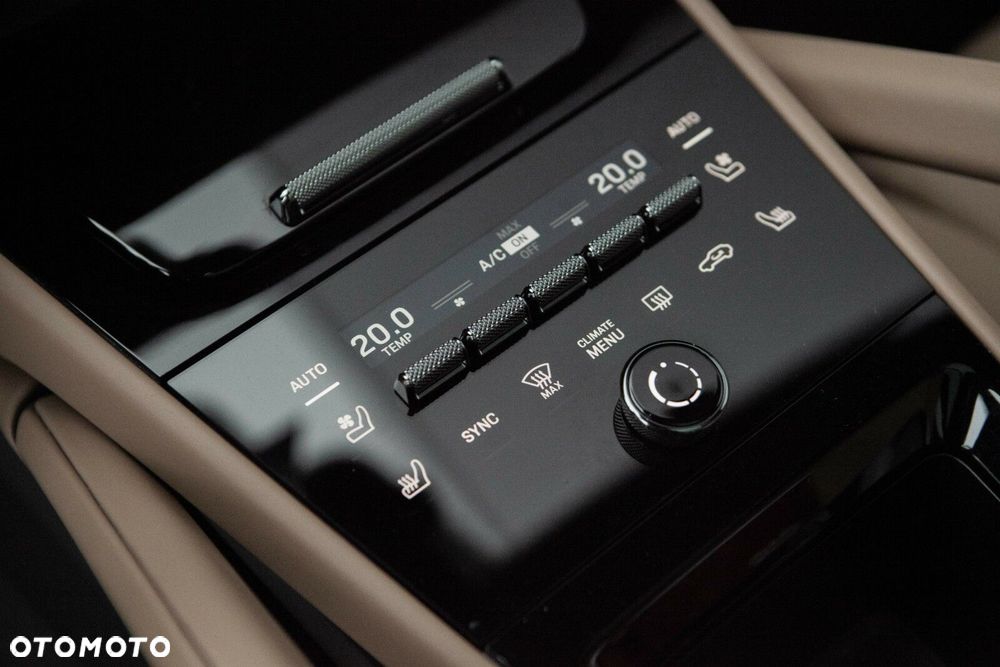 Porsche Cayenne - 36