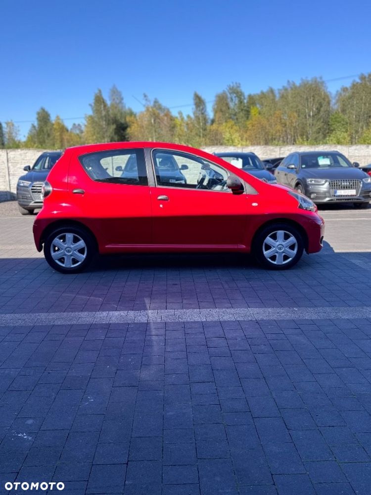 Toyota Aygo - 8
