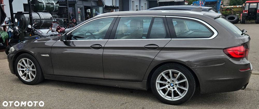 BMW Seria 5 525d - 6