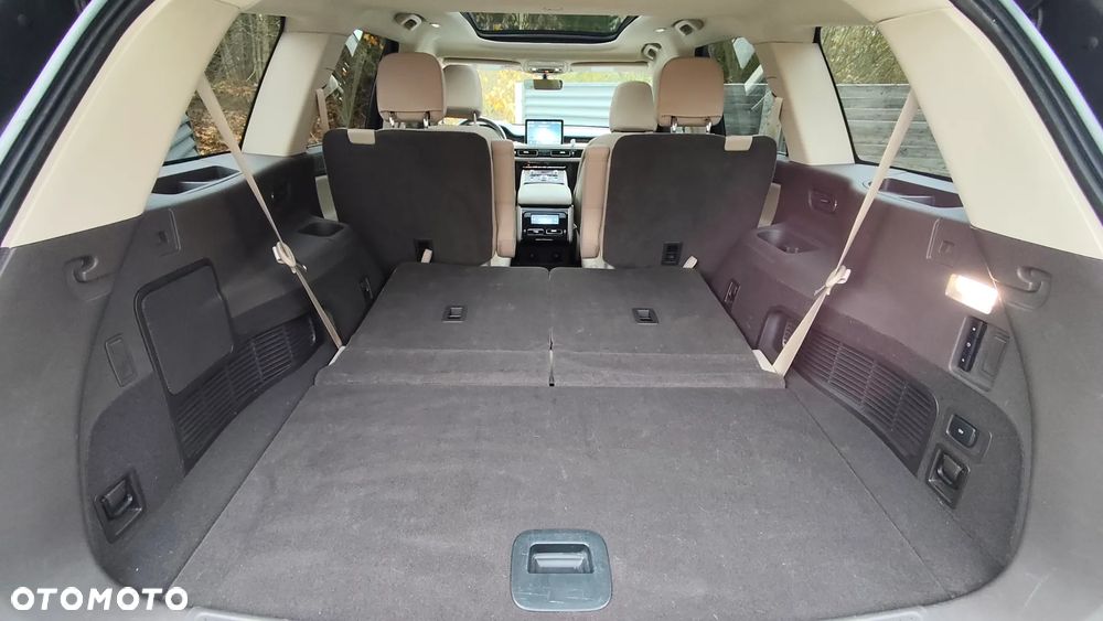 Lincoln Aviator - 18