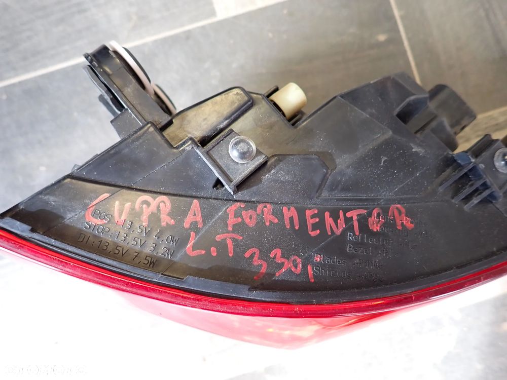CUPRA FORMENTOR LAMPA LEWY TYŁ 5FF945207 - 6