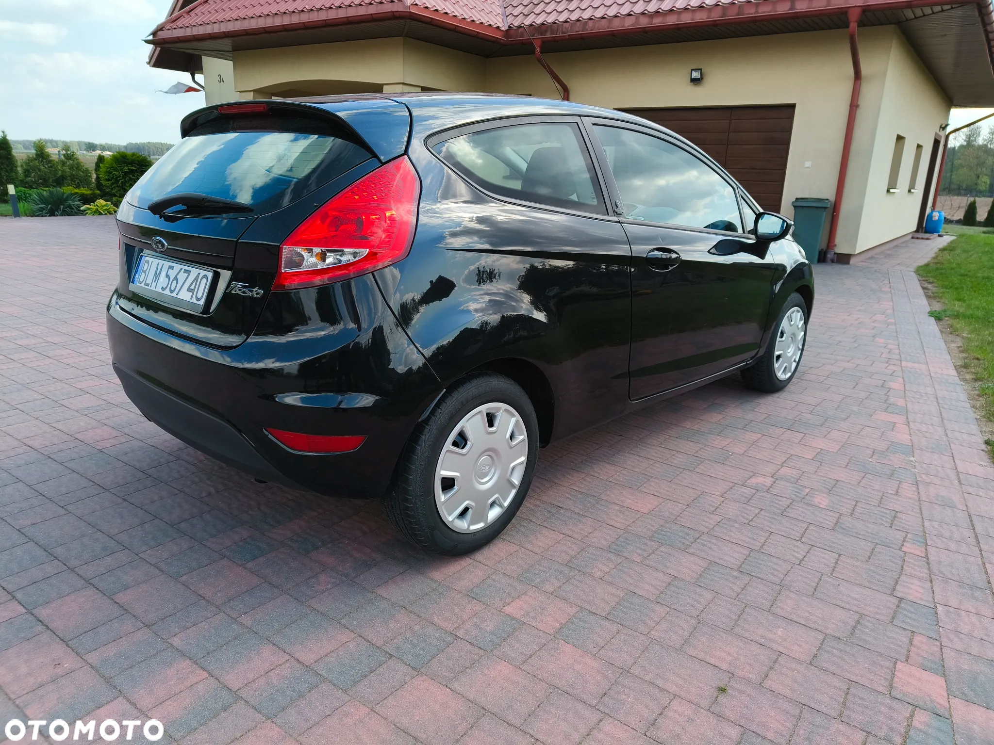 Ford Fiesta 1.25 Ghia - 10