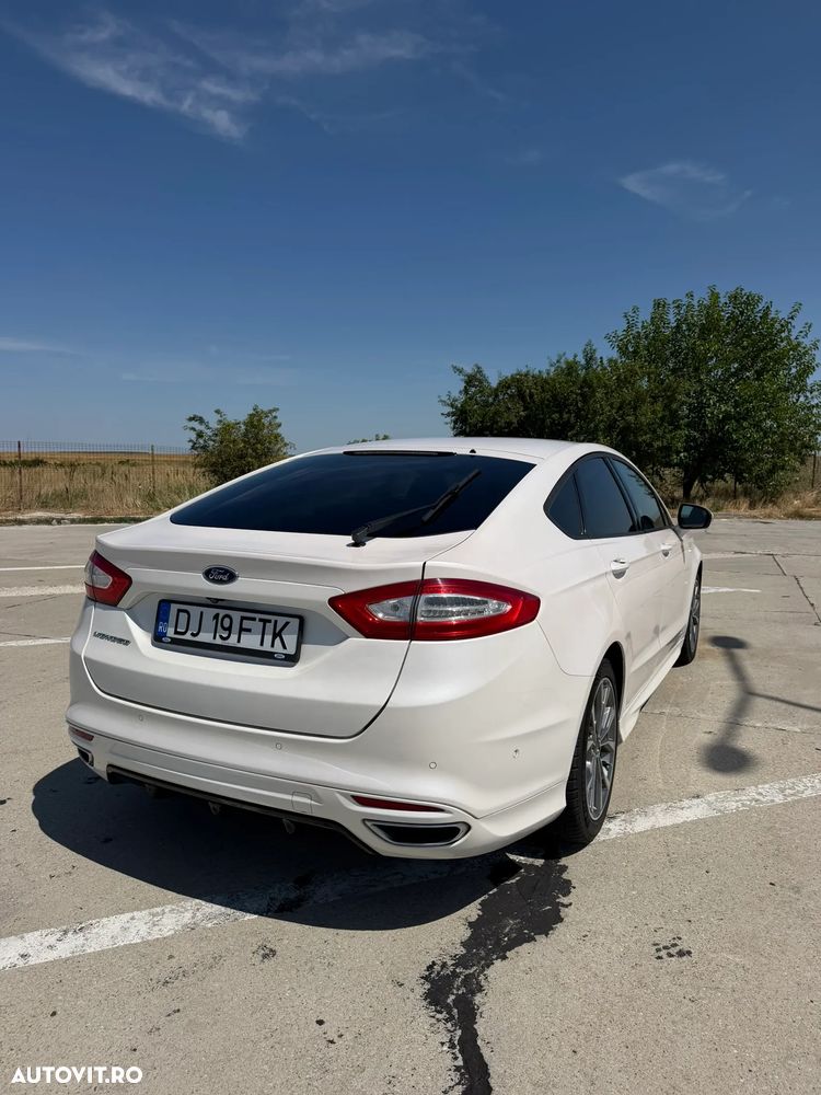 Ford Mondeo 2.0 TDCI PowerShift AWD ST Line High - 6