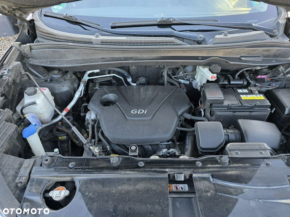 Hyundai ix35 1.6 2WD Fifa World Cup Edition - 32