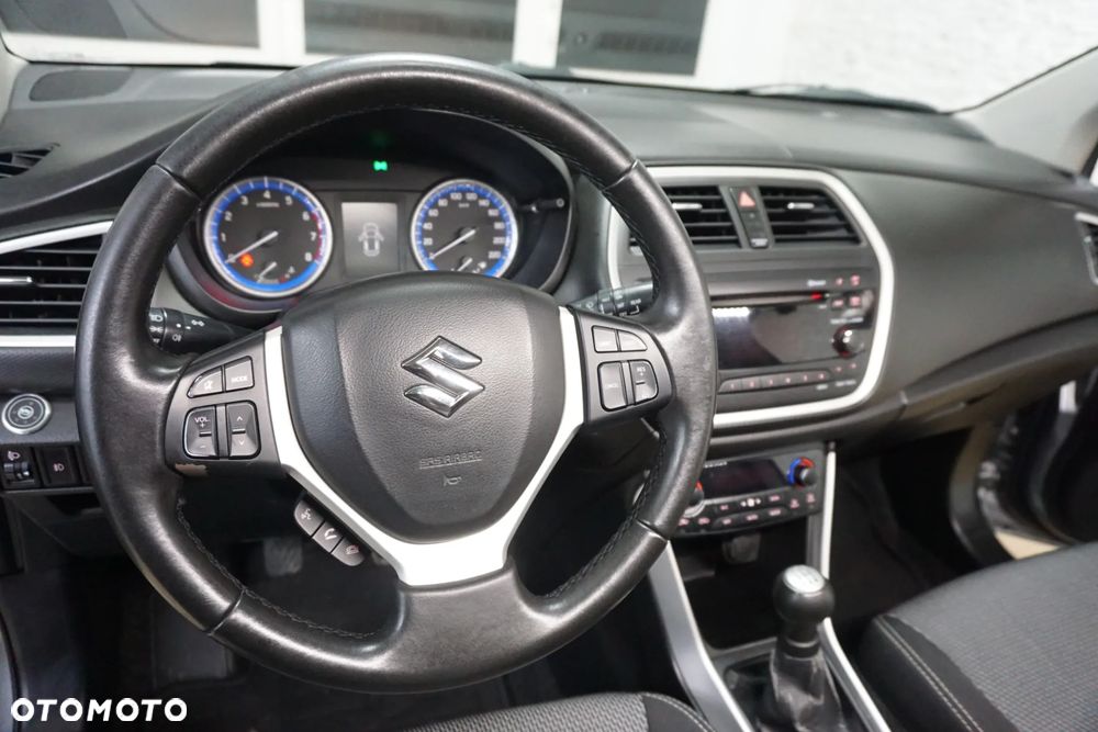 Suzuki SX4 S-Cross 1.6 Comfort - 22