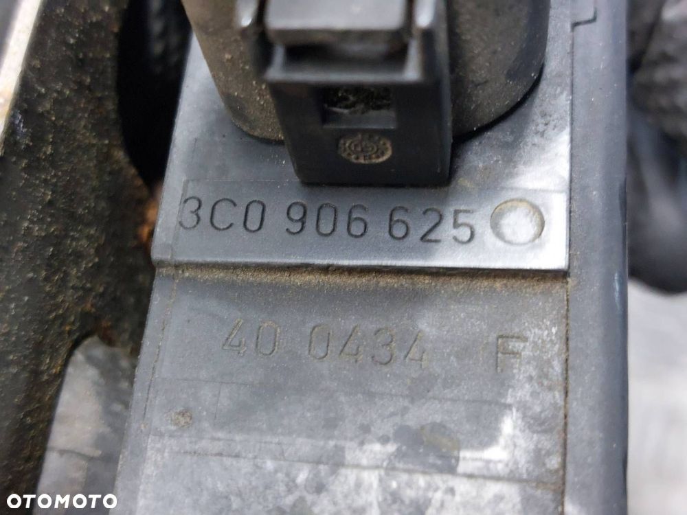 ZAWÓR MAGNETYCZNY VOLKSWAGEN PASSAT B6 2.0 TDI 3C0906625 - 3