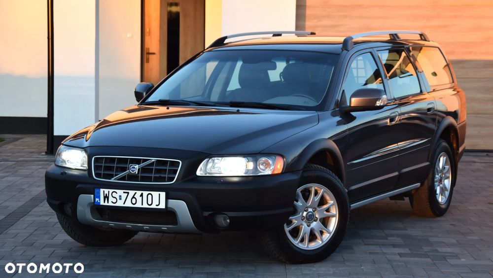 Volvo XC 70 D5 AWD Summum - 1