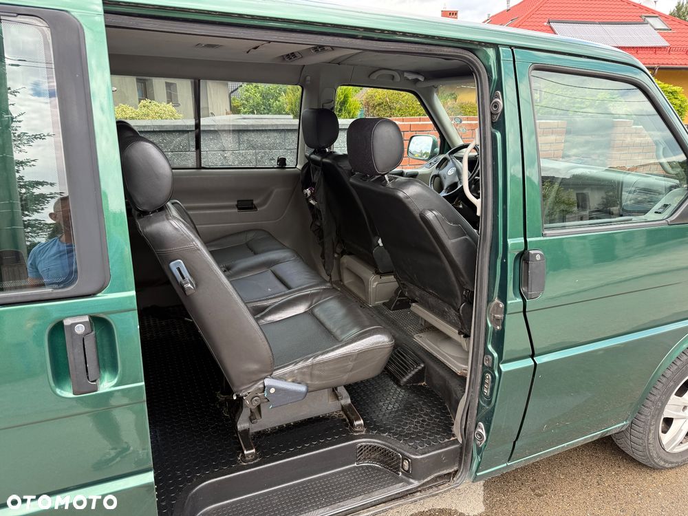 Volkswagen Caravelle Basis - 9