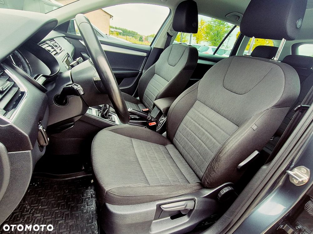 Skoda Octavia 1.4 TSI Edition - 19