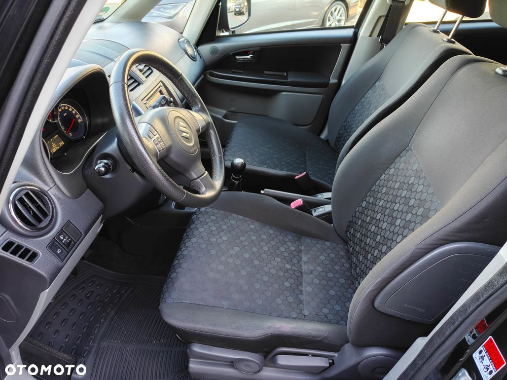 Suzuki SX4 1.6 VVT 4x2 Comfort - 8