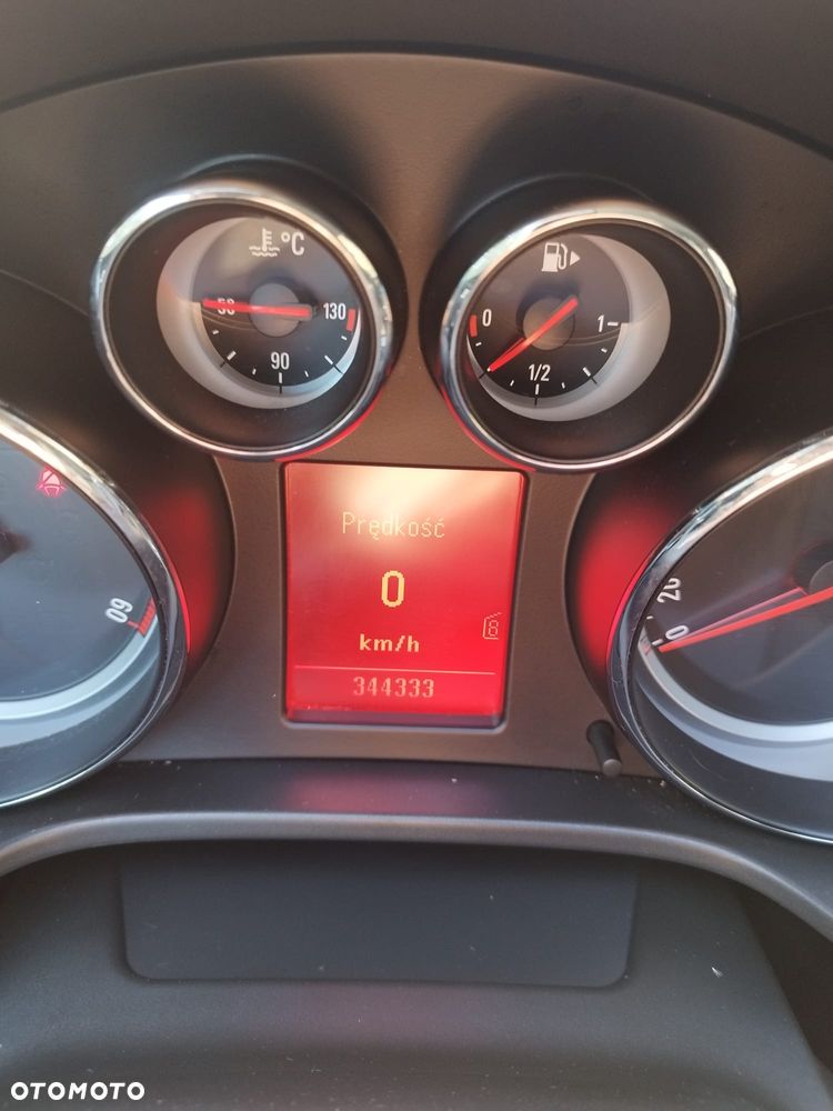 Opel Insignia 2.0 CDTI - 13