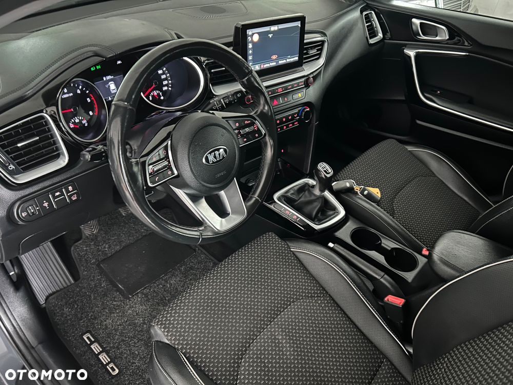 Kia Ceed 1.6 CRDi Edition 7 - 16
