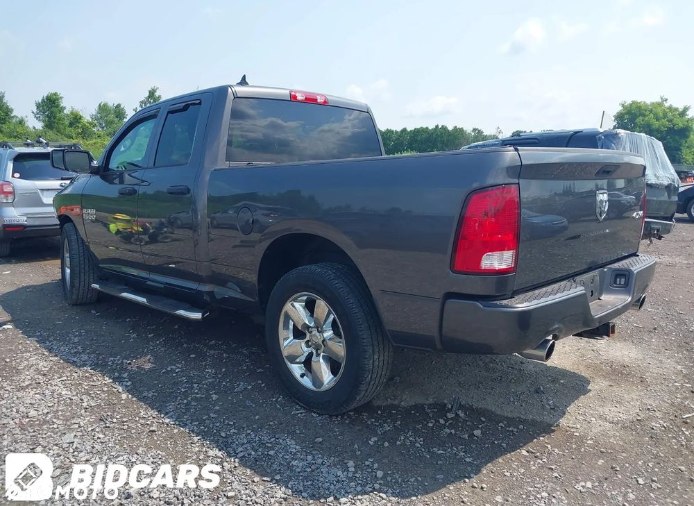 Dodge RAM 5.7 4x4 - 20