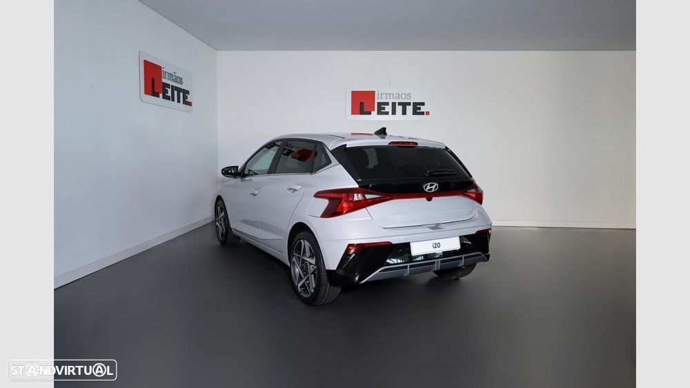 Hyundai i20 - 20