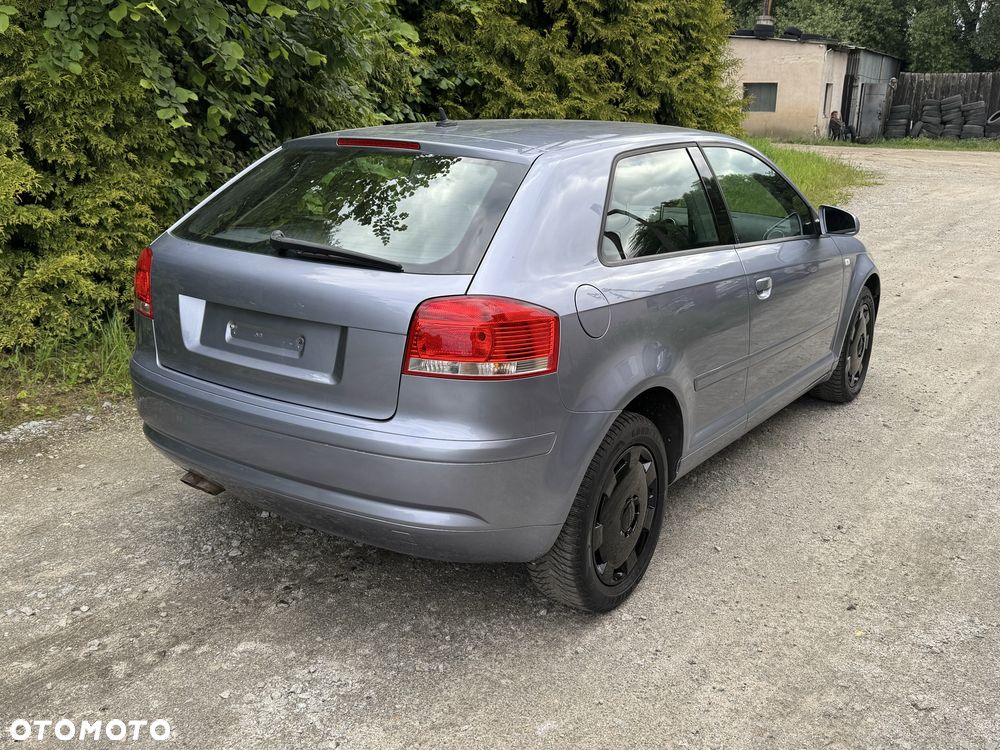 Audi A3 Sportback - 6