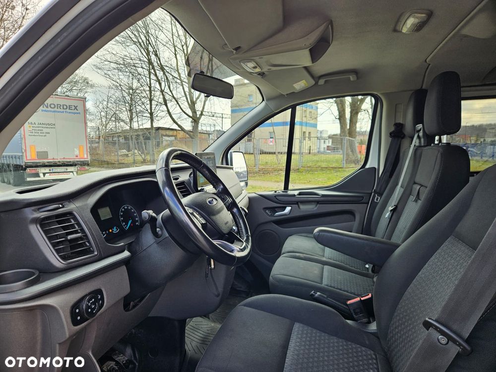 Ford Transit Custom - 10