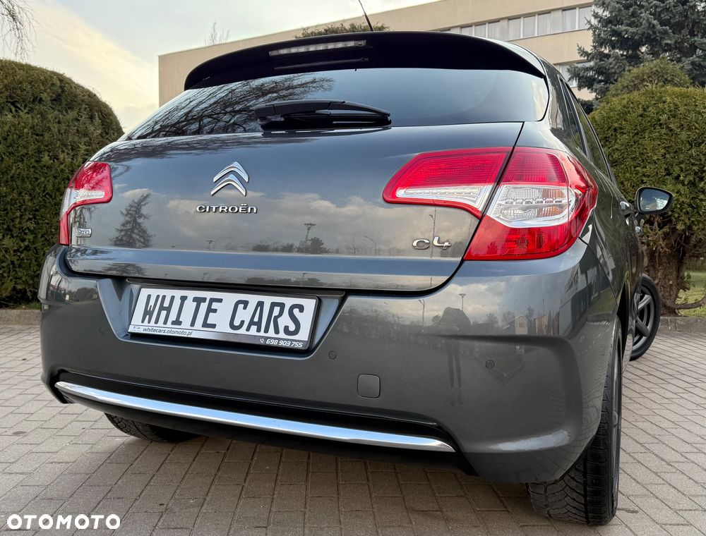 Citroën C4 e-HDi 115 Exclusive - 32