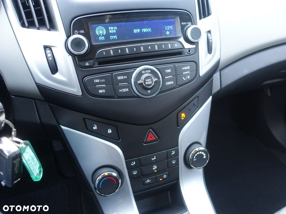 Chevrolet Cruze 1.6 LT - 15