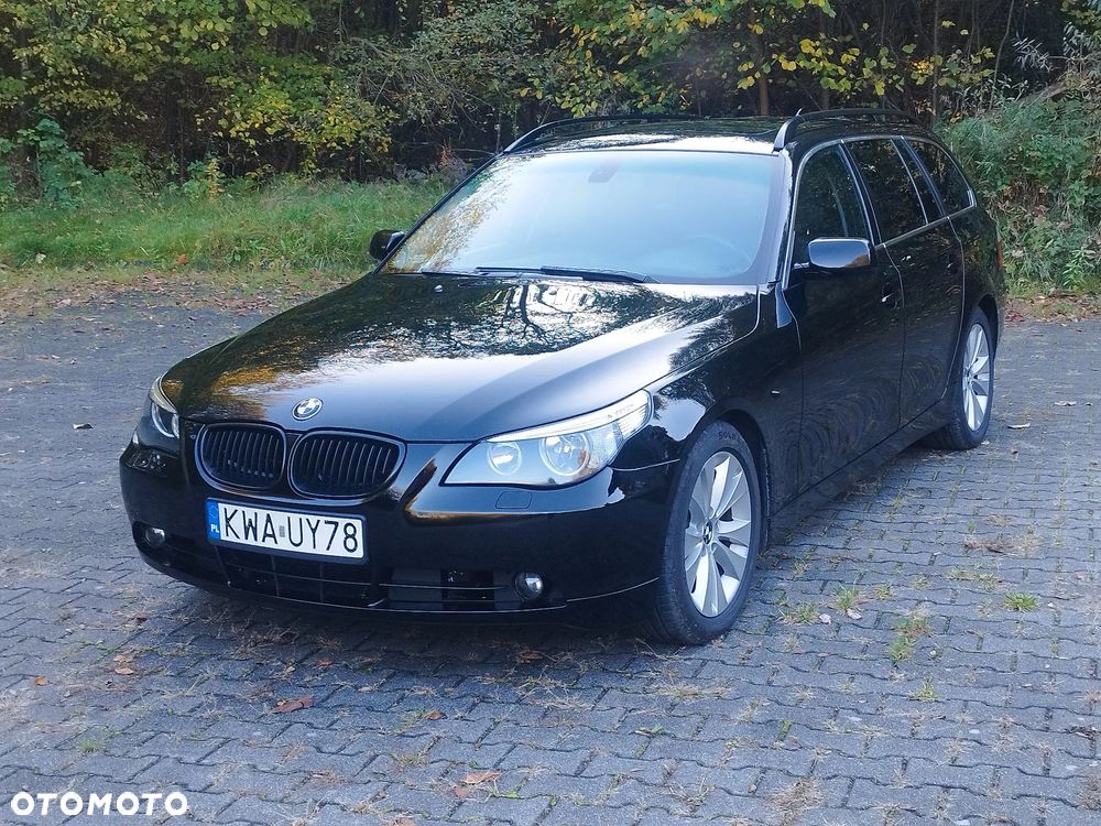BMW 5 Series 2004 photo 2