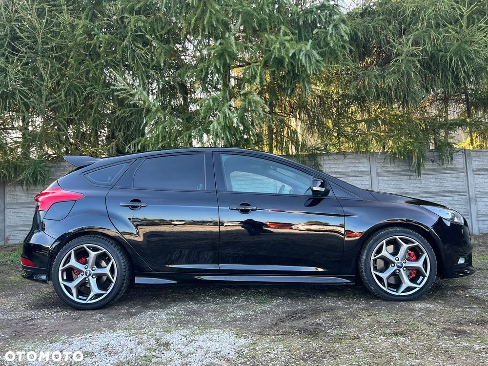 Ford Focus ST - 39