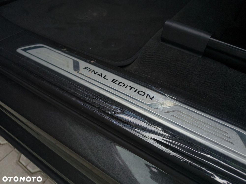 Volkswagen Touareg - 17