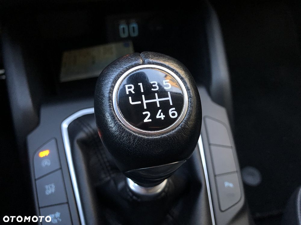Ford Focus 1.5 EcoBlue SCR Connected - 18