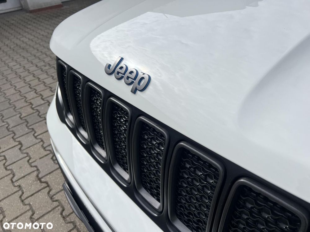 Jeep Renegade - 30