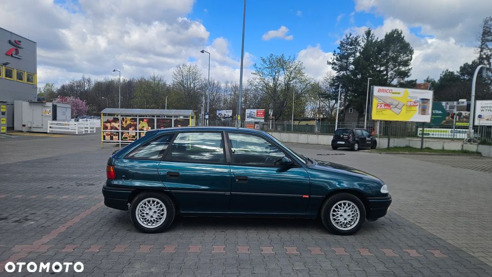 Opel Astra 1.6 16V Dream - 20