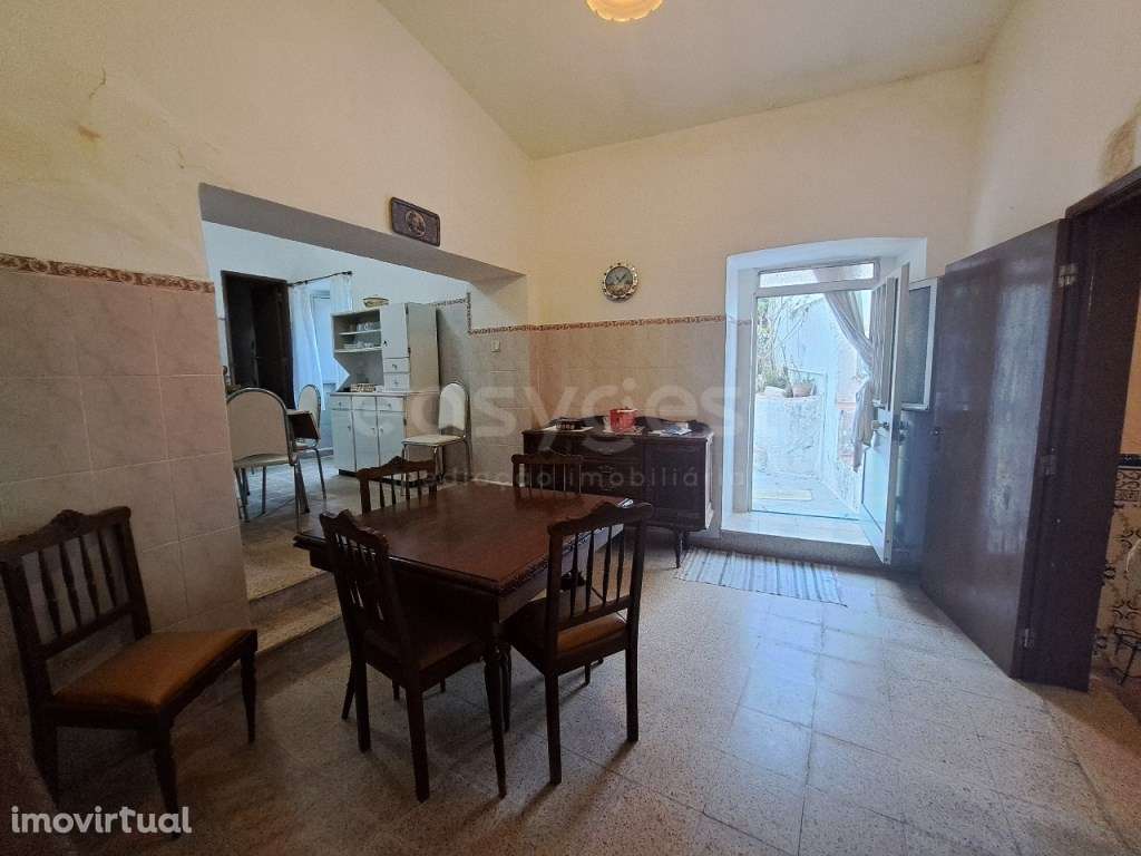 Moradia Térrea T3 com Quintal localizada no Centro Histórico na Cid... - Grande imagem: 5/24