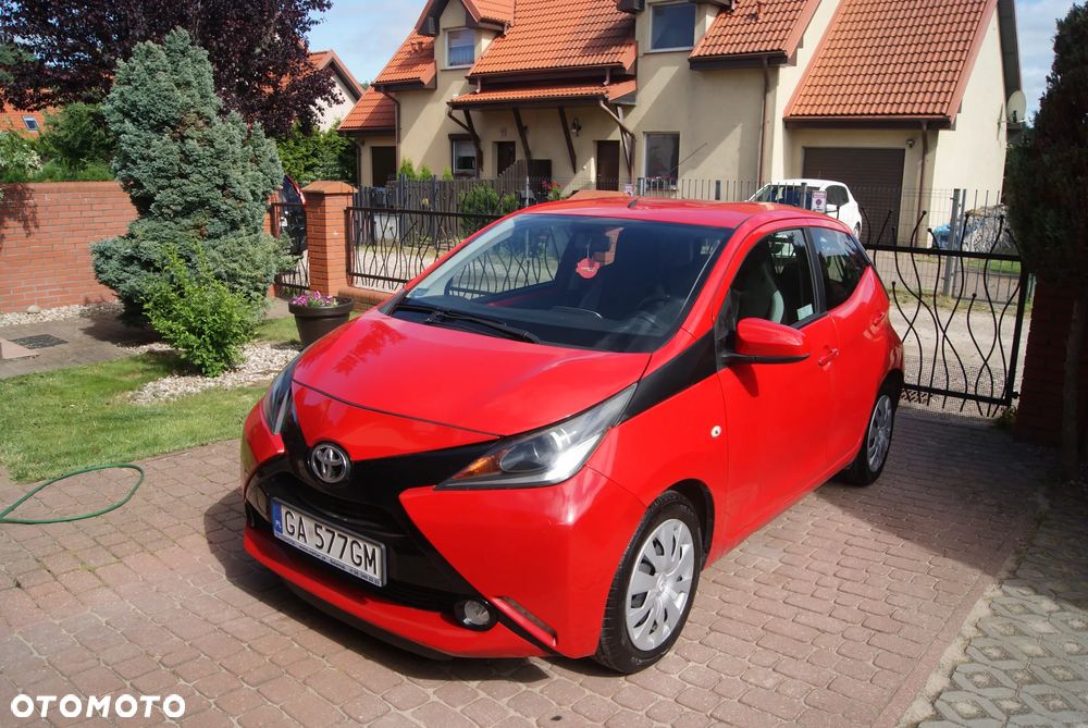 Toyota Aygo x-clusiv - 3