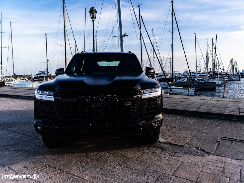 Toyota Land Cruiser - 9