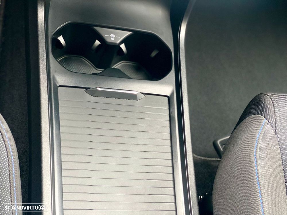 MG MG4 51 kWh Standard - 23