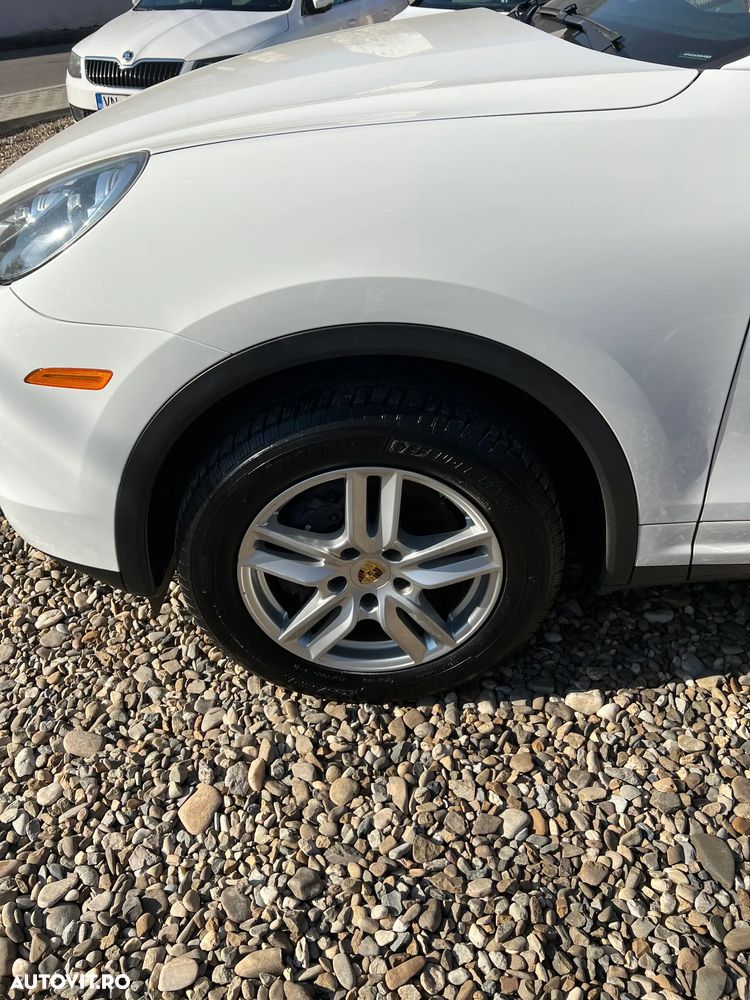 Porsche Cayenne Tiptronic S - 27