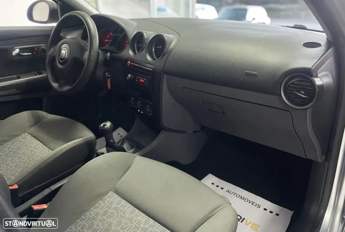 SEAT Ibiza 1.2 12V Reference - 16