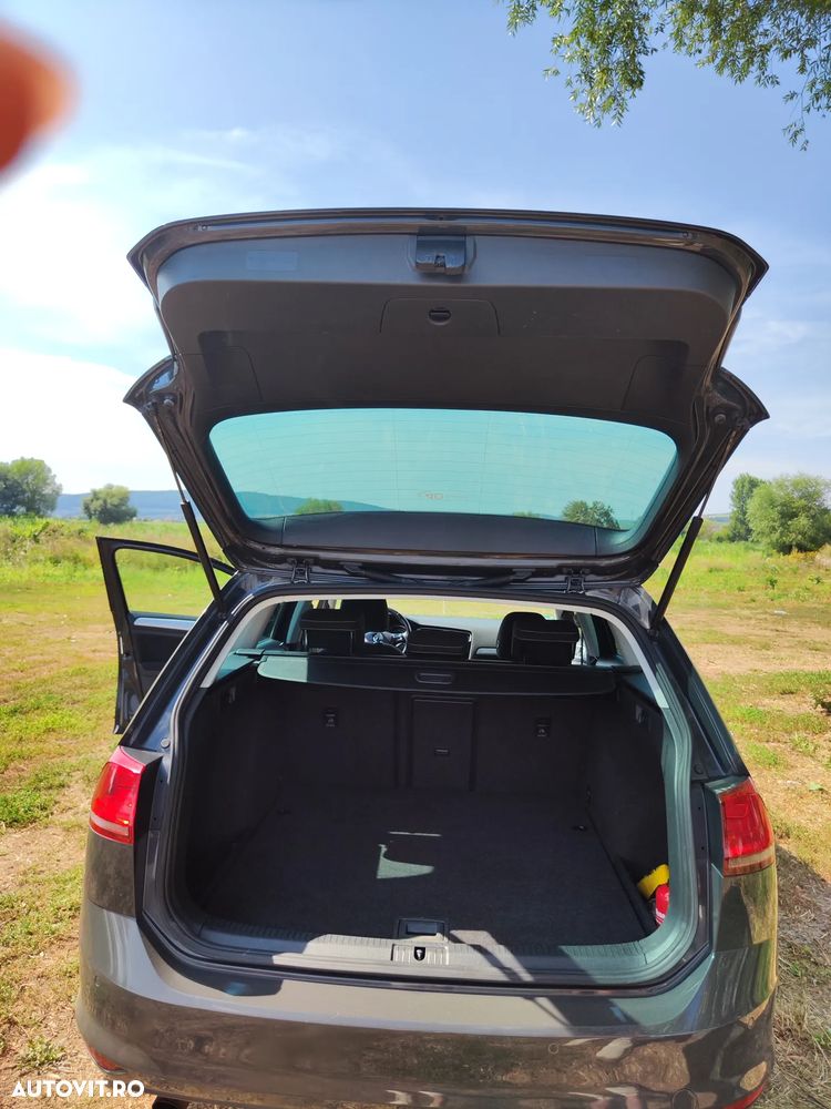 Volkswagen Golf 1.6 TDI DPF DSG Comfortline - 32