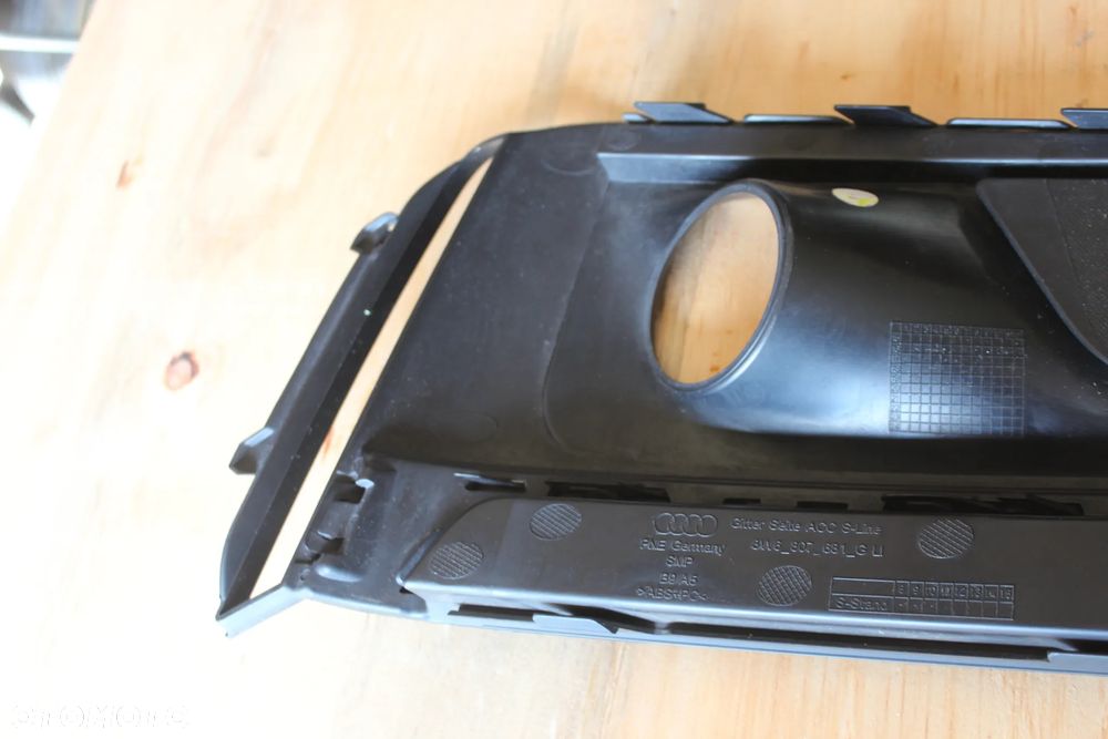 KRATKA ZDERZAKA LEWA AUDI A5 B9 S LINE 8W6807681G 2016 - 6