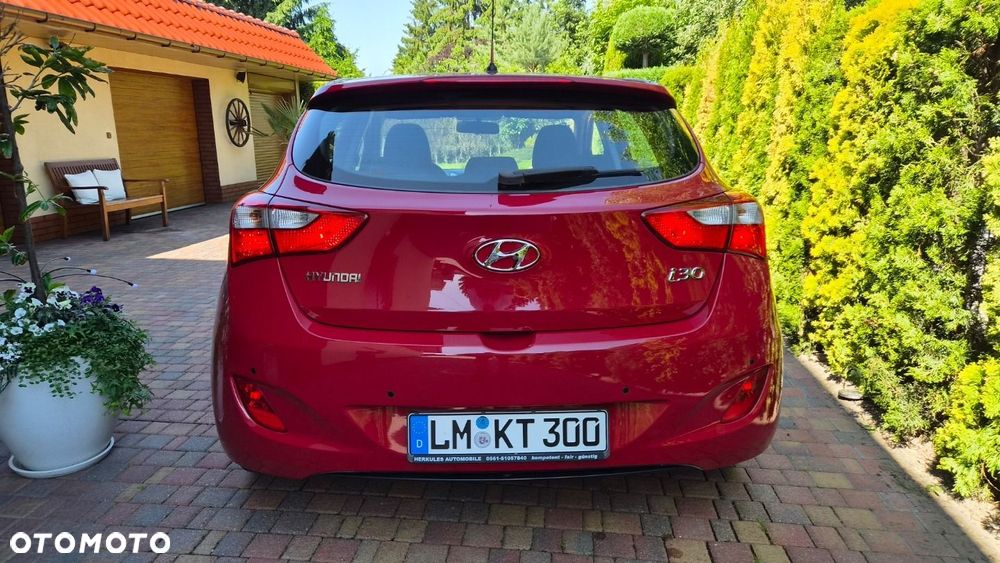 Hyundai i30 1.4 Classic + - 8